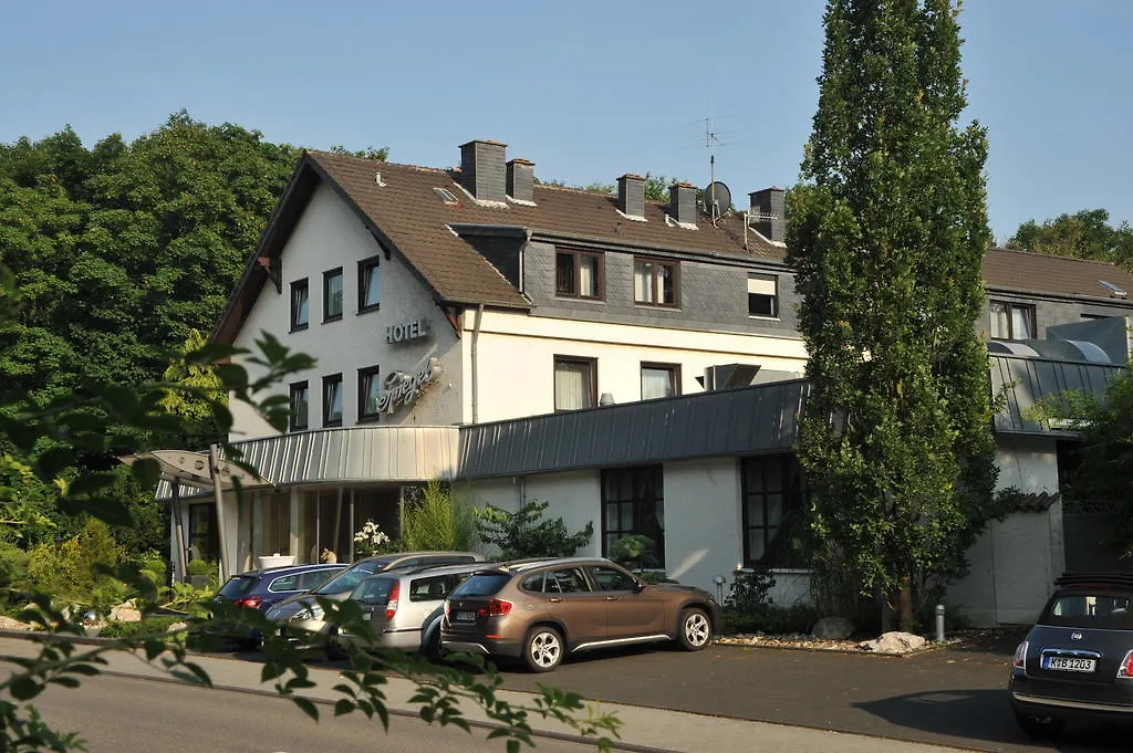 Hotel Spiegel Köln 4*,  Almanya