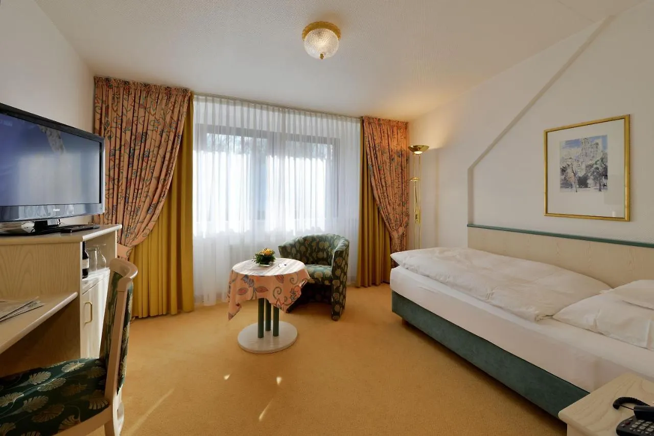 Hotel Spiegel Köln 4*,