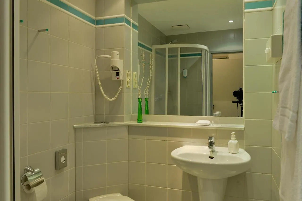 Hotel Spiegel Köln 4*,  Almanya